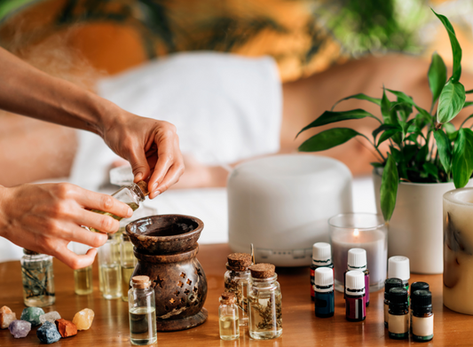 Fragrance Oil vs. Essential Oils: What’s the Difference?